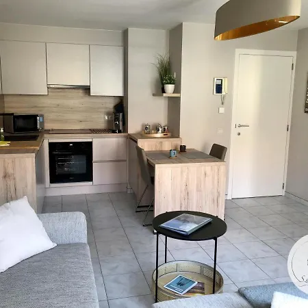 Sealight Apartment